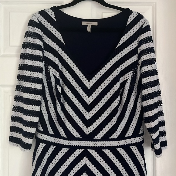 Bravissimo/Pepperberry 3/4 Sleeve A-Line Dress - Picture 2 of 6